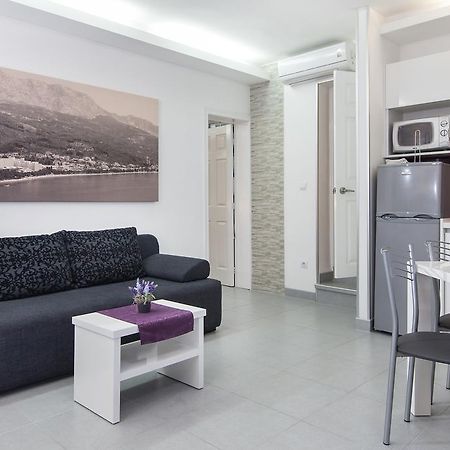 Apartments Smiljka Tučepi 部屋 写真