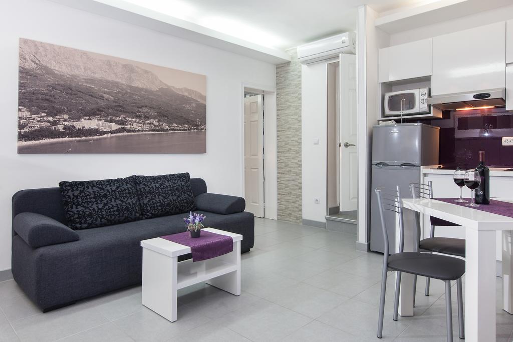 Apartments Smiljka Tučepi 部屋 写真
